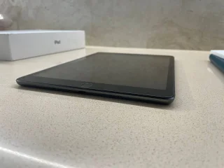 Планшет Apple iPad 9 64GB