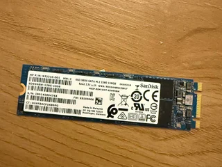 **Продам SSD SanDisk X600 128 ГБ — 40 ₾**