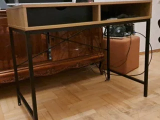 Стол