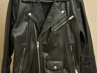 Кожаная куртка Zara
