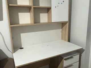 стол