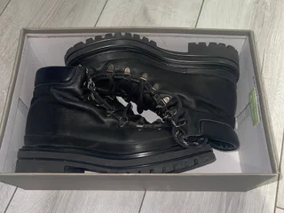 Розовое платье Zara