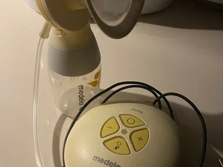 Молокоотсос электрический Medela
