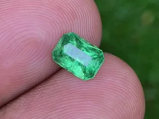 Цаворит 1.16 карат