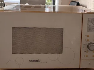 Микроволновка Gorenje SMO-23 DGW