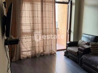 Сдам комфортную 1+1 в центре Батуми