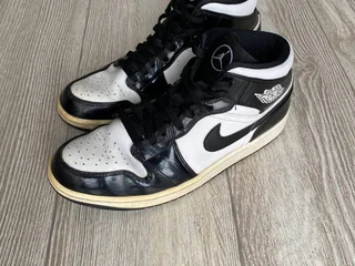 Nike Air Jordan 1