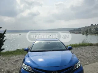 ქირავდება ავტომობილი Toyota Camry