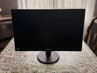 Компьютерный монитор — PHILIPS