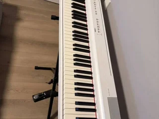 Цифровое пианино Yamaha P-125a