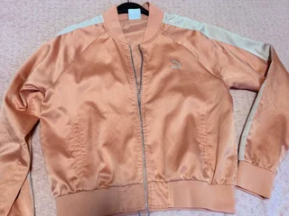 Шелковая курточка Puma