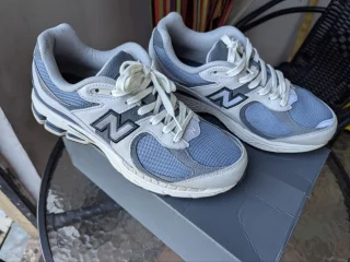 Кроссовки New Balance 2002