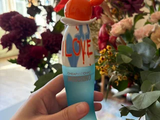 Moschino I Love Love
