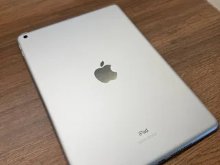 iPad A2602 9th Generation на запчасти