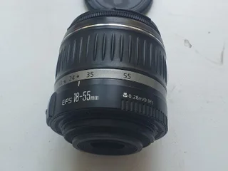 Объектив Canon 18-55mm