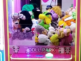 Игровой автомат с когтем