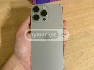 Мобильный телефон Apple