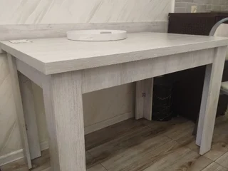 Обеденный стол