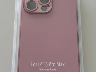 Чехол на iPhone 16 Pro Max