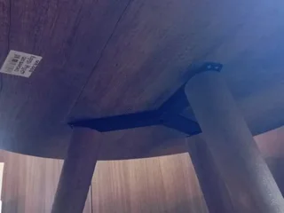 Стол деревянный