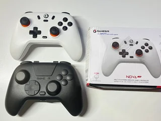 Геймпад GameSir Nova Lite