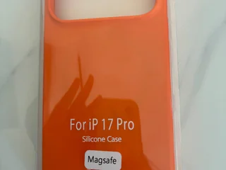 Чехол Silicone Case Magsafe для iPhone 17 Pro