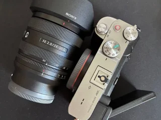 Комплект камеры Sony A7C и объектива Sony FE 24-50mm f2.8G