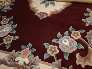 Носовой платок и поднос