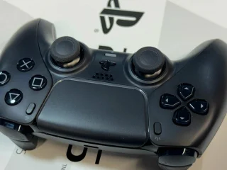 Геймпад DualSense для PS4
