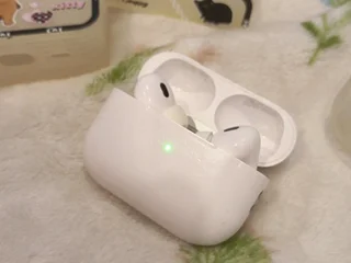 Беспроводные наушники AirPods реплика с 2 чехлами