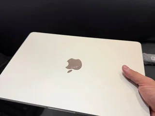 MacBook Air 13.3 M4 16GB/256GB