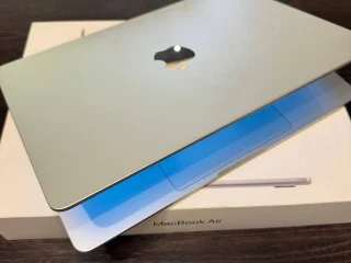 Ноутбук MacBook Air 13 M5 16/512Gb Silver
