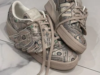 Кроссовки Jeremy Scott x Adidas Forum Wings 1.0 ‘Money’