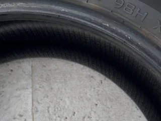 Зимняя резина 225/50R17 (с порезом)