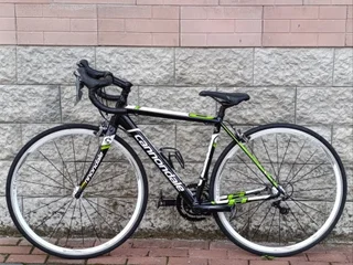 Шоссейный велосипед Cannondale