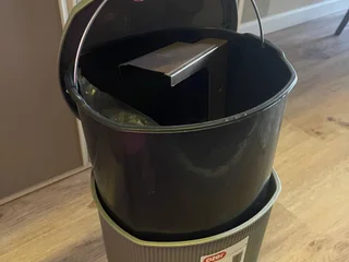 Мусорное ведро новое