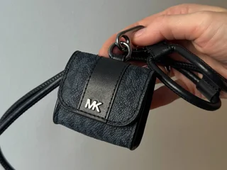 Чехол для наушников Michael Kors