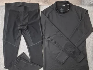 Nike Pro: Компрессионные тайтсы M