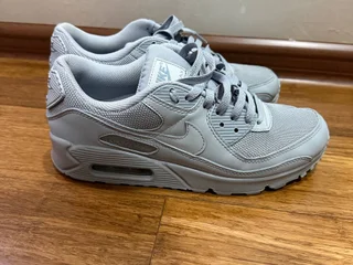 Кроссовки Nike Air Max US 7.5 мужские