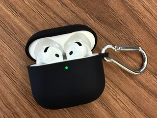 AirPods 4