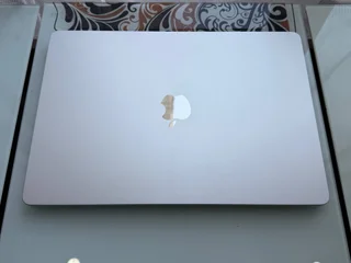 MacBook Air 15 M2 / 8GB / 256GB