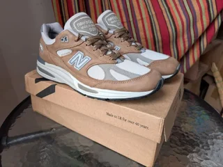 Кроссовки New Balance 991v2