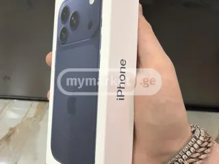 Мобильный телефон Apple
