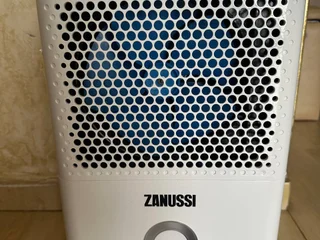Осушитель воздуха Zanussi ZDH-12L