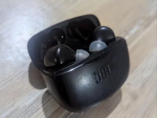 Беспроводные наушники JBL Tune 215TWS