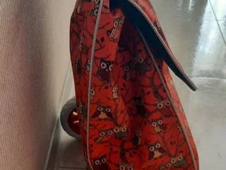 Сумка на колёсиках