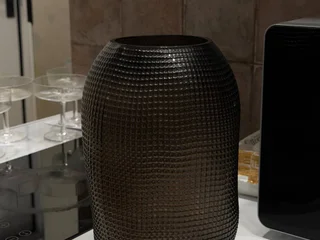 Стеклянная ваза