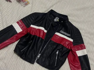 Куртка Bershka XS