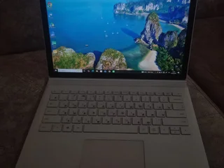 Ноутбук Microsoft Surface Laptop 2 i7 8/256GB