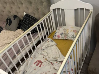 Детская кроватка 120х60 с матрасом и бельем